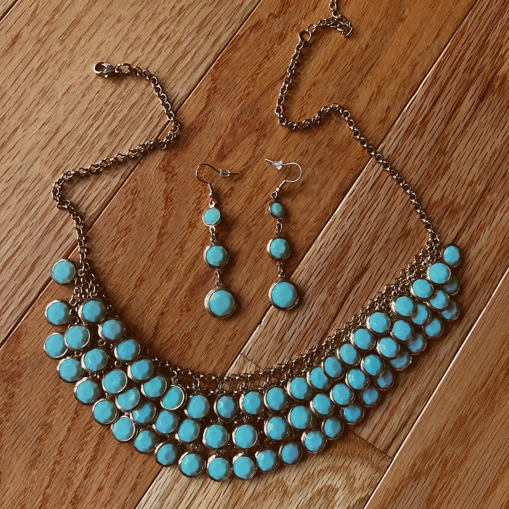 Light Green and Gold Statement Necklace and Earrings Set